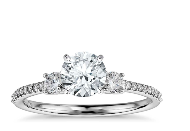 How to choose your engagement ring?